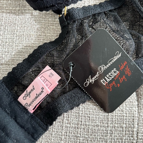 AGENT PROVOCATEUR Ariel Lace Bra & Underwear Set 36E, 4 (L) - Picture 10 of 12